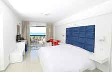 Одноместный номер Standard с балконом и с частичным видом на море