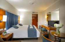 Двухместный номер Standard с частичным видом на море