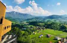 Двухместный номер Deluxe с балконом и с видом на горы