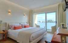 Двухместный номер Deluxe с балконом