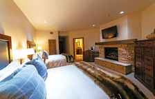 Двухместный номер Premium c 1 комнатой