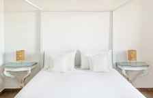 Бунгало 1st Row с видом на море