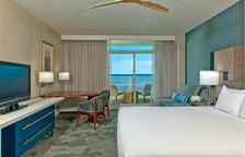 Двухместный номер с балконом и с видом на воду