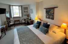 Двухместный номер Standard с видом на улицу