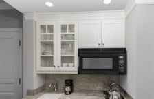 Четырёхместная студия с балконом и с видом на внутренний двор