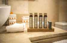 Шестиместный номер Deluxe с видом на сад