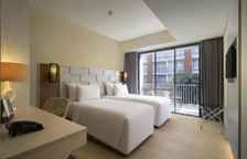 Двухместный номер Deluxe с видом на бассейн