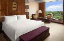 Двухместный номер Deluxe с видом на бассейн