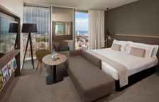 Номер The Level Семейный с видом на море