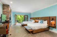 Четырёхместный номер Standard с балконом