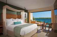 Номер Deluxe с балконом и с видом на океан