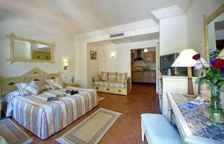 Одноместный семейный номер Standard c 1 комнатой