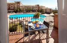 Двухместный номер Superior с видом на бассейн