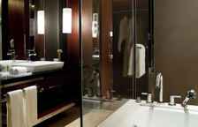 Четырёхместный номер Deluxe с видом на город