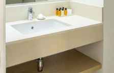 Двухместный номер Superior с частичным видом на море