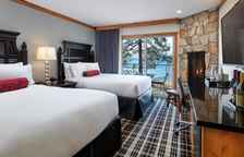 Четырёхместный номер Standard с видом на озеро