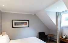 Одноместный номер Standard с балконом и с видом на озеро