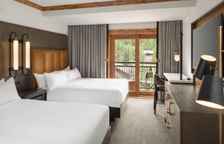 Четырёхместный номер Standard с балконом и с видом на горы