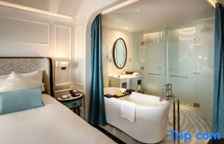 Двухместный номер Deluxe с видом на реку