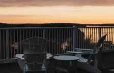 Люкс c 1 комнатой с балконом и с видом на озеро