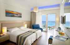 Двухместный номер Standard с частичным видом на море