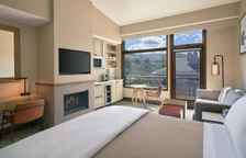 Двухместный люкс с балконом и с красивым видом из окна