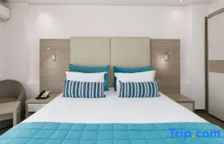 Двухместный номер Standard с видом на бассейн