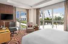 Двухместный номер City Tower Superior с частичным видом на море