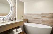 Четырёхместный номер Standard с балконом