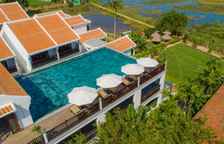 Двухместный номер Superior с балконом и с видом на сад