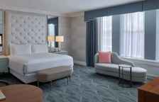 Одноместный люкс Royal c 1 комнатой с видом на город