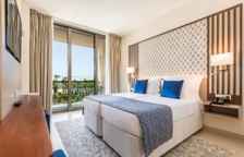 Двухместный номер с видом на бассейн