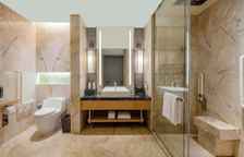 Двухместный номер Standard с балконом и с видом на сад