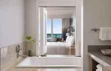 Двухместный номер Premium oceanfront