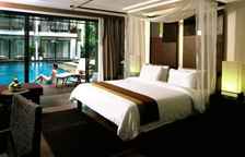 Двухместный номер Deluxe с видом на бассейн