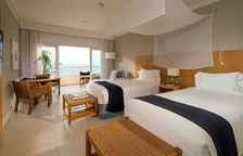 Трёхместный номер Deluxe с видом на море