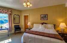 Двухместный номер Standard с видом на реку