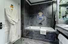 Двухместный номер Standard с видом на реку