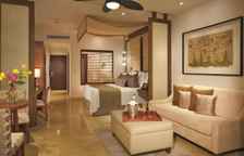 Двухместный полулюкс Swim Out