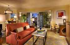 Четырёхместный люкс c 1 комнатой