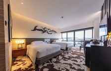 Двухместный номер Deluxe с видом на бассейн