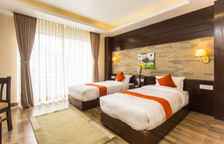 Двухместный номер Deluxe с балконом и с видом на горы