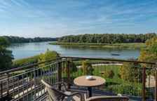 Номер Superior с видом на озеро