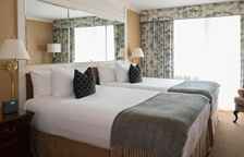 Четырёхместный люкс c 1 комнатой