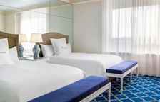 Четырёхместный номер Standard с красивым видом из окна