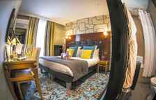 Двухместный номер Superior с балконом и с видом на окрестности