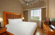 Одноместный люкс c 1 комнатой с видом на бассейн