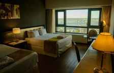 Четырёхместный номер Standard с видом на залив