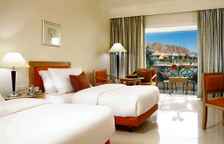 Двухместный номер Classic с видом на бассейн