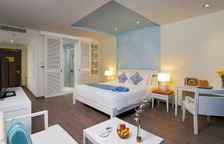 Двухместный номер Azul с видом на бассейн